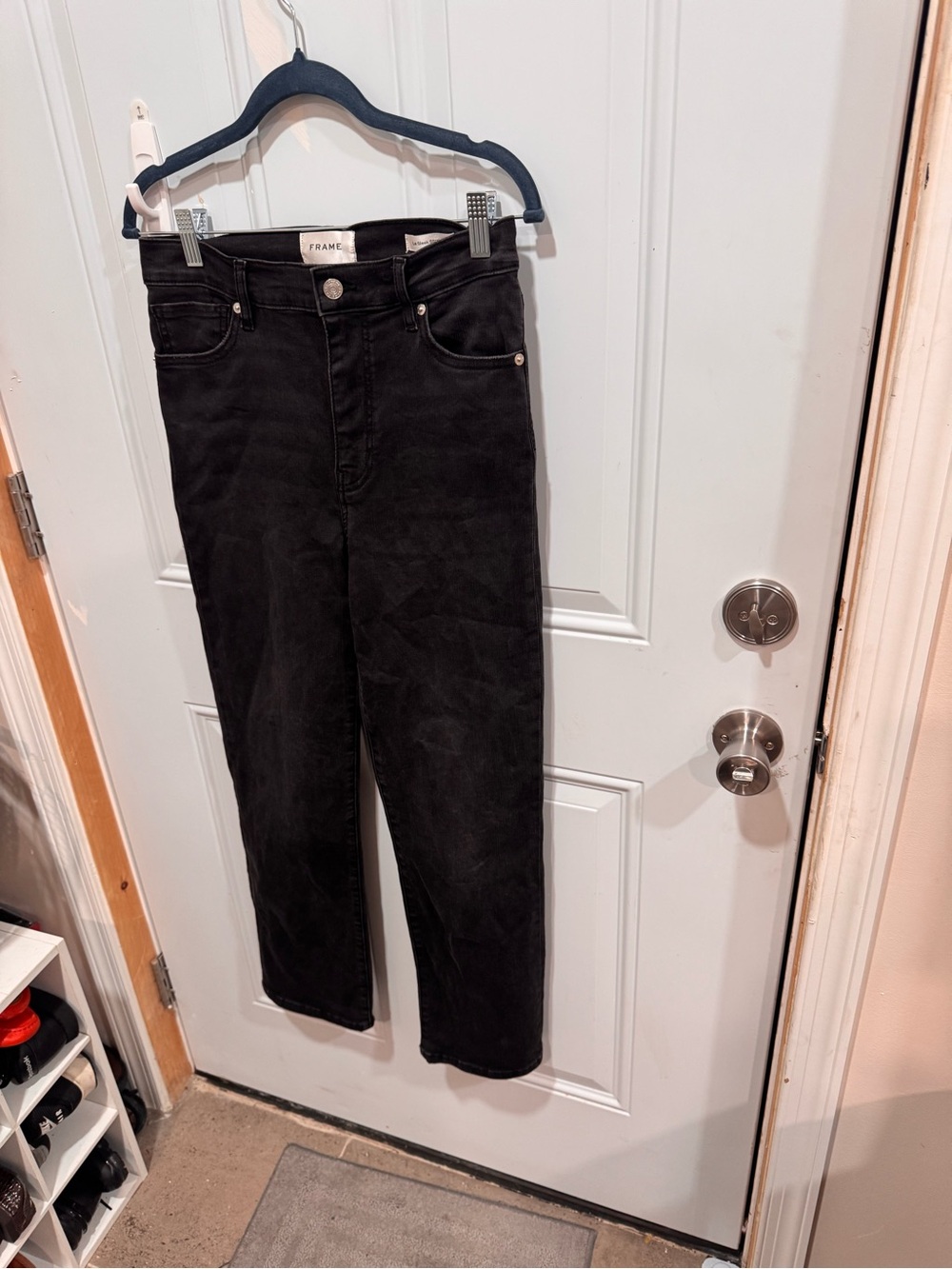 Frame Denim Le Sleek Straight-Leg Black Jeans size 27